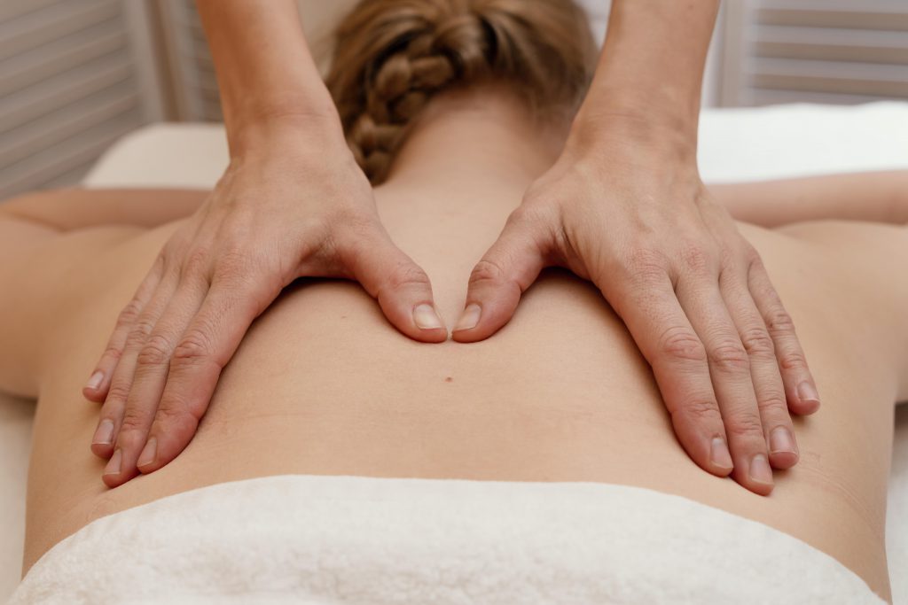 ריפוי הרמוני – עיסויים מקצועיים לשחרור הגוף והחזרת האנרגיה